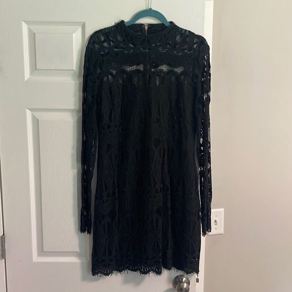 Black cocktail dress - Picture 1 of 2